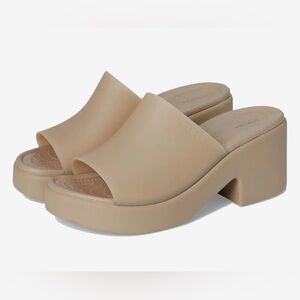 EUC CROCS Brooklyn Slide Heels Size 11